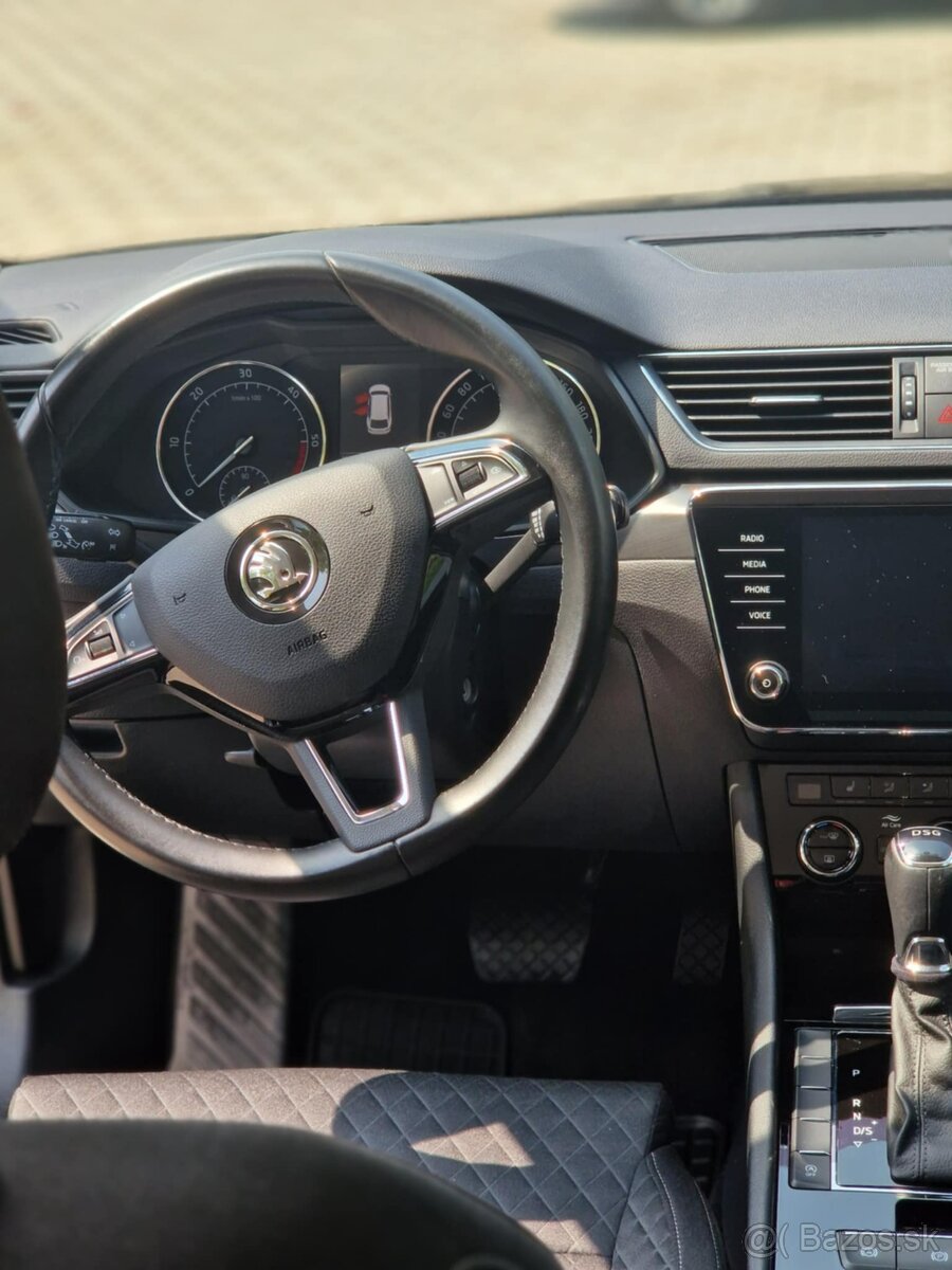 Škoda Superb 2.0L DSG - 10