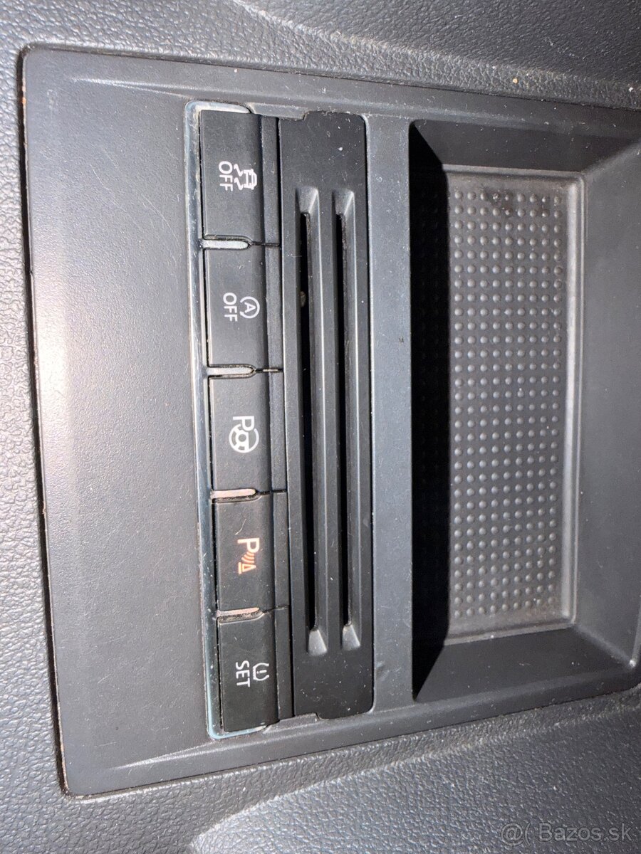 VW Touran 2.0 TDi DSG Highline - 10