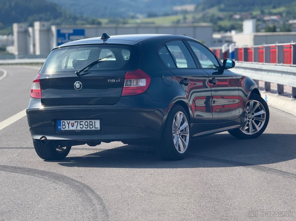 BMW 118d - 10