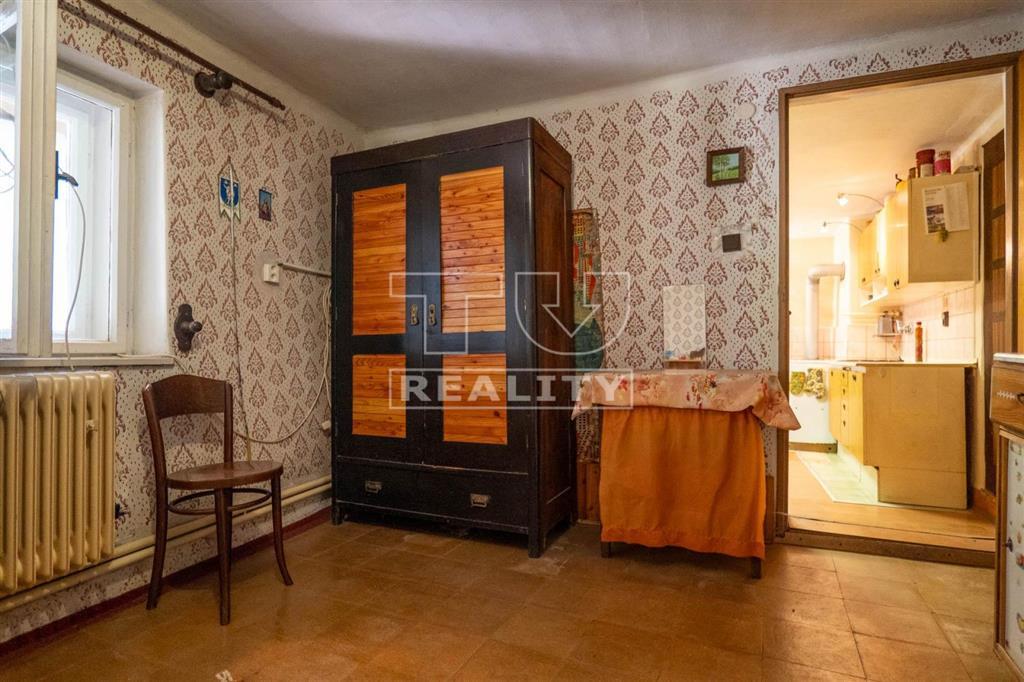 EXKLUZÍVNE IBA U NÁS RODINNÝ DOM VYHNE, POZEMOK 820 M2 - 10