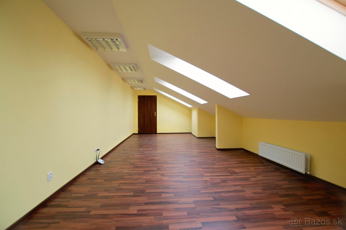 Priestor s umývadlom - 34 m2 - Mäsiarska ul. - 10