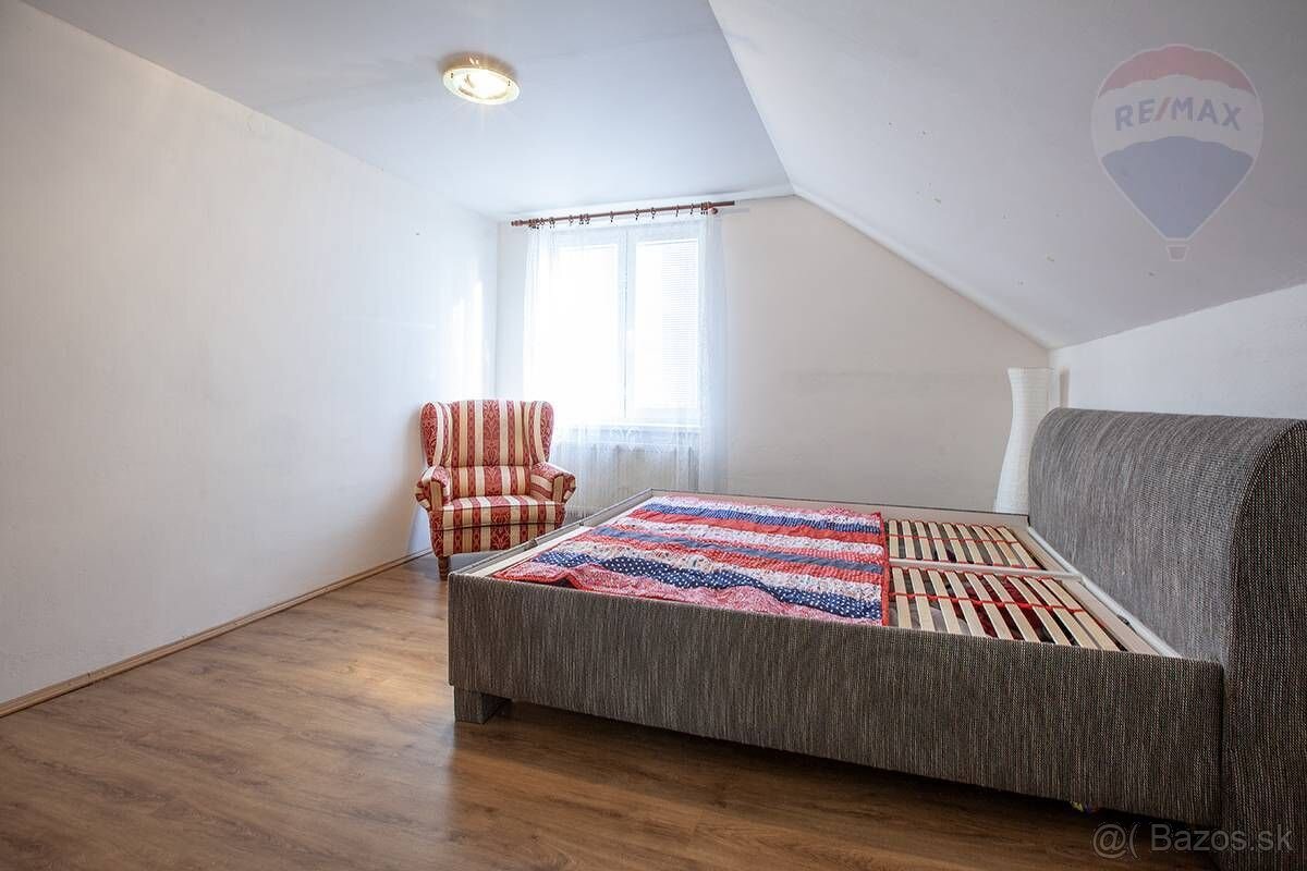 Na predaj dvojgeneračný rodinný dom v Bratislave časť Rača. - 10