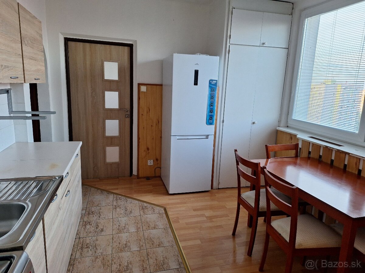 3- izbový bvt blízko centra v Šamoríne - 10