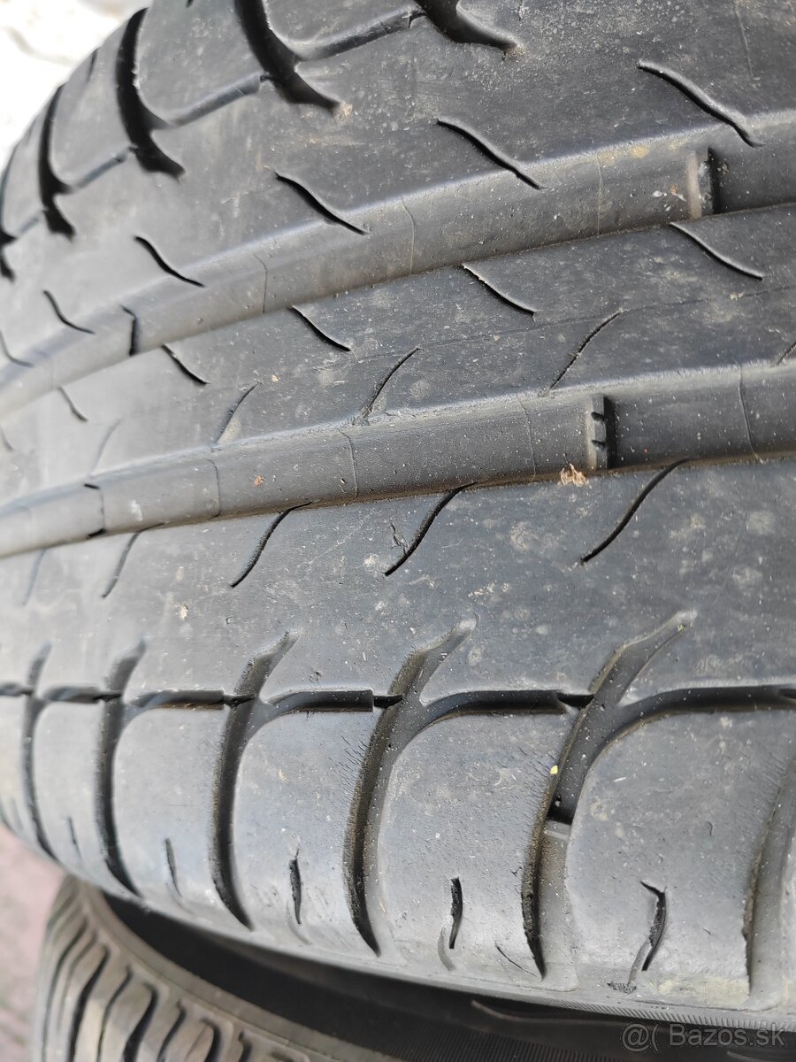 215/50 r17 BF Goodrich - 10