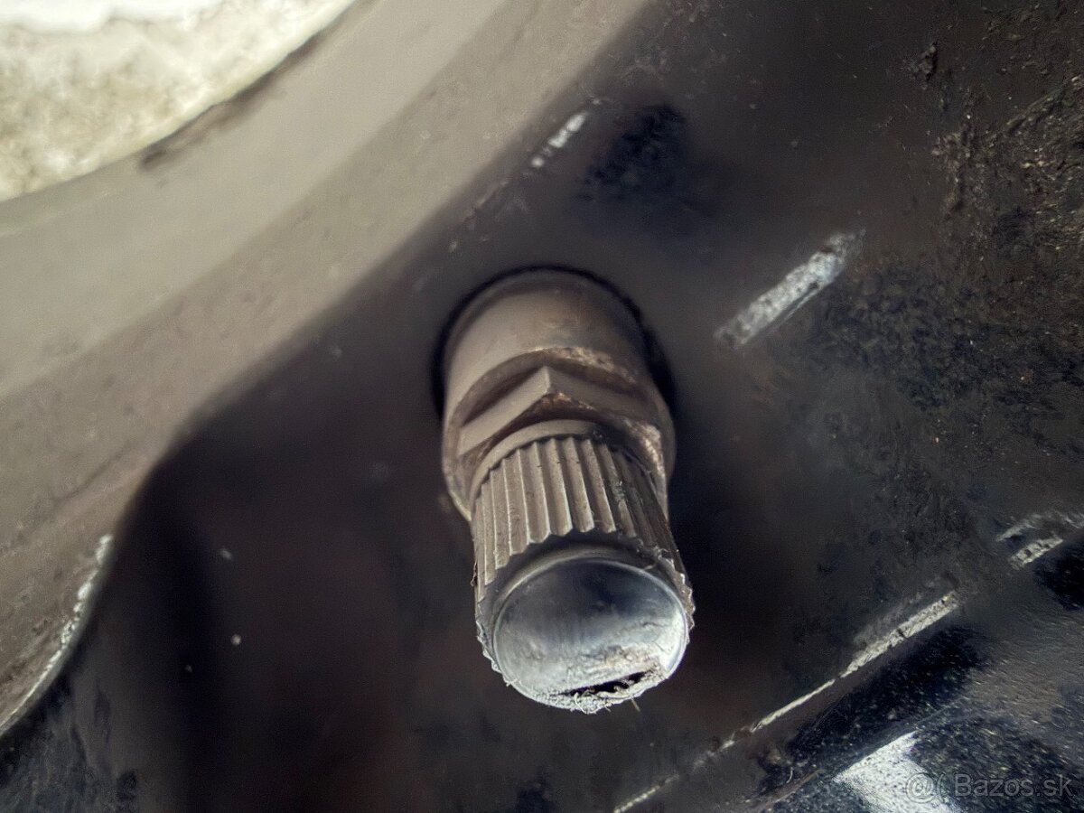 5X114,3 225/60R17 - 10