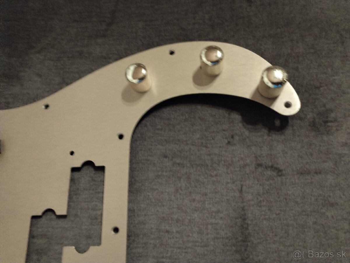 Javorový krk na precision Bass gitaru nový nepoužitý - 10