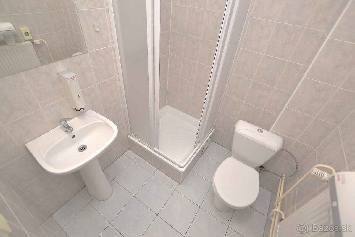 NA PRENÁJOM | PRIESTORY 44 m2 v blízkosti centra mesta - 10