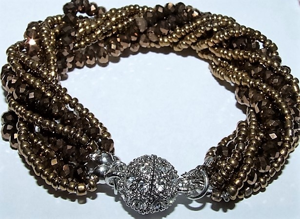 Moderne naramky s kamienkami - 10