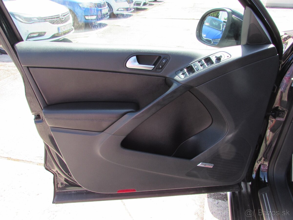 Volkswagen Tiguan 2.0 CR TDI, 4x4, DSG, A7, NOVÉ ROZVODY - 10