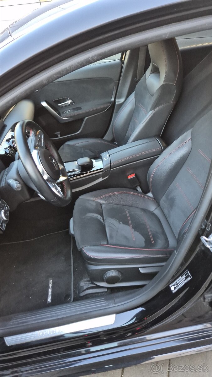 Mercedes-Benz A180 AMG,2022 - 10