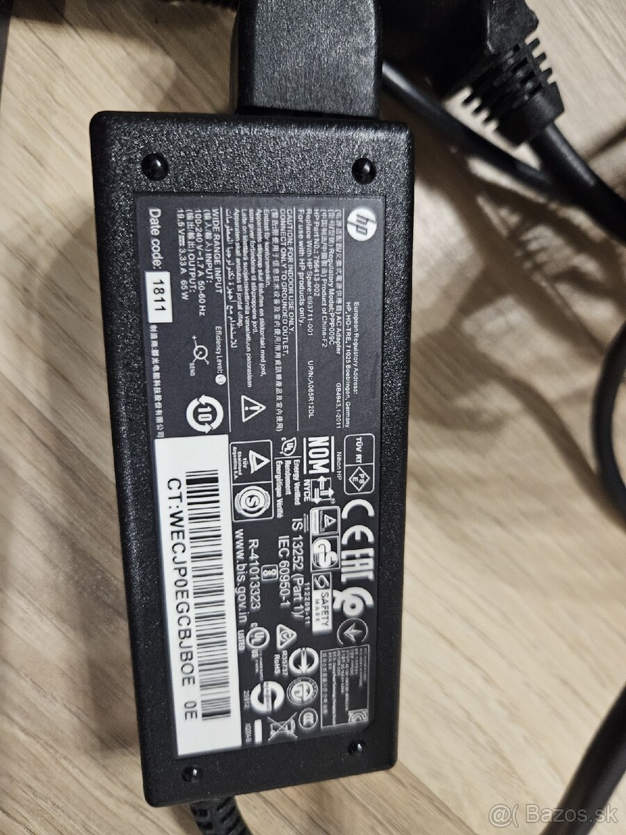 Nabíjačka na notebook - 10