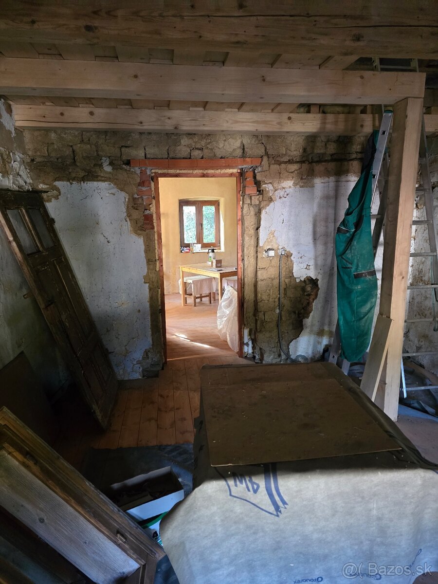 Chalupa v peknom a tichom prostredí v blízkosti Starej Turej - 10