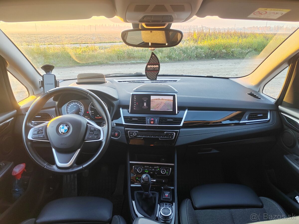 Bmw rad 2 GRAN TOURER 216d - 10