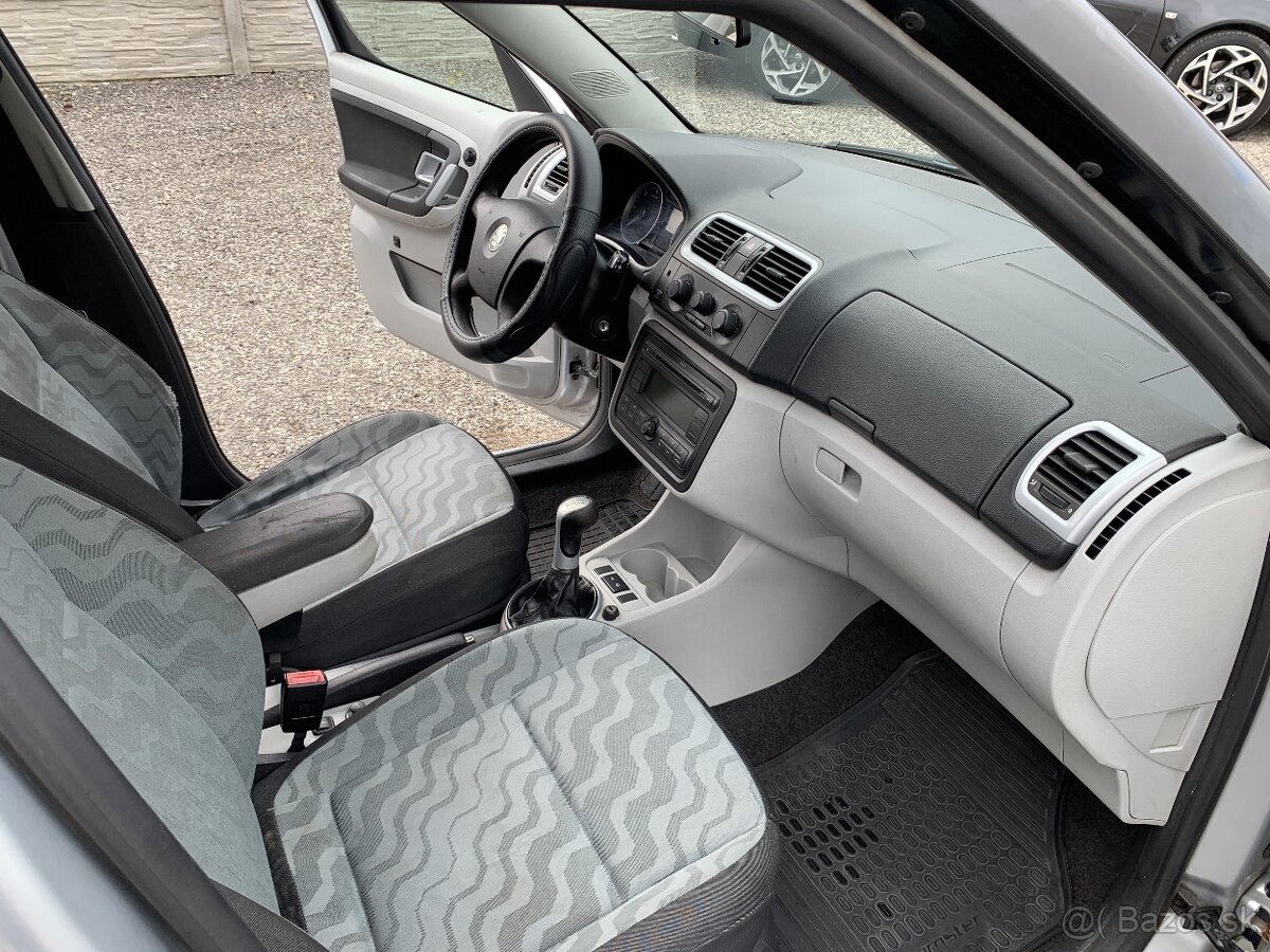 ŠKODA ROOMSTER 1.4 TDI FAMILY SR - 10