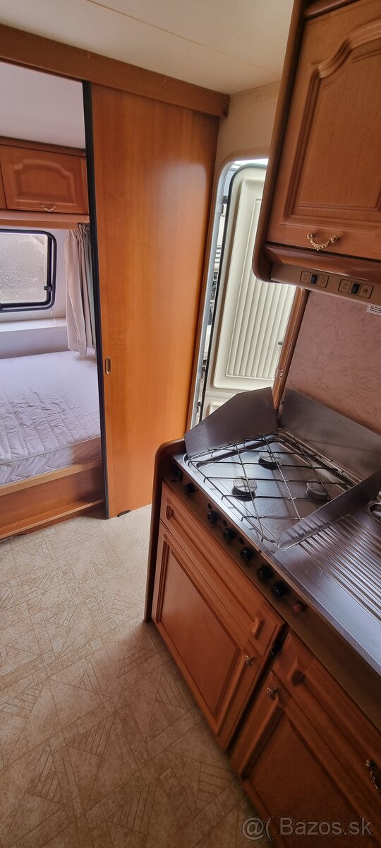 Hobby prestige obytný karavan zimní paket - 10