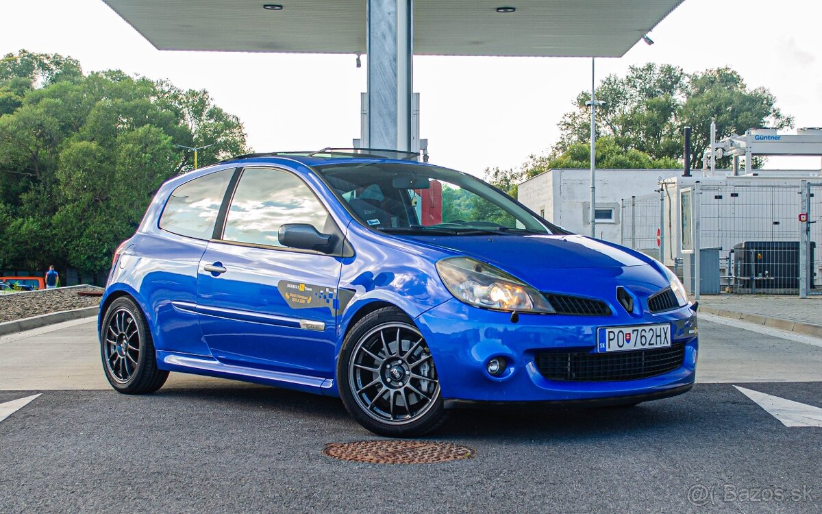 Renault Clio RS 2.0i 16V - 10