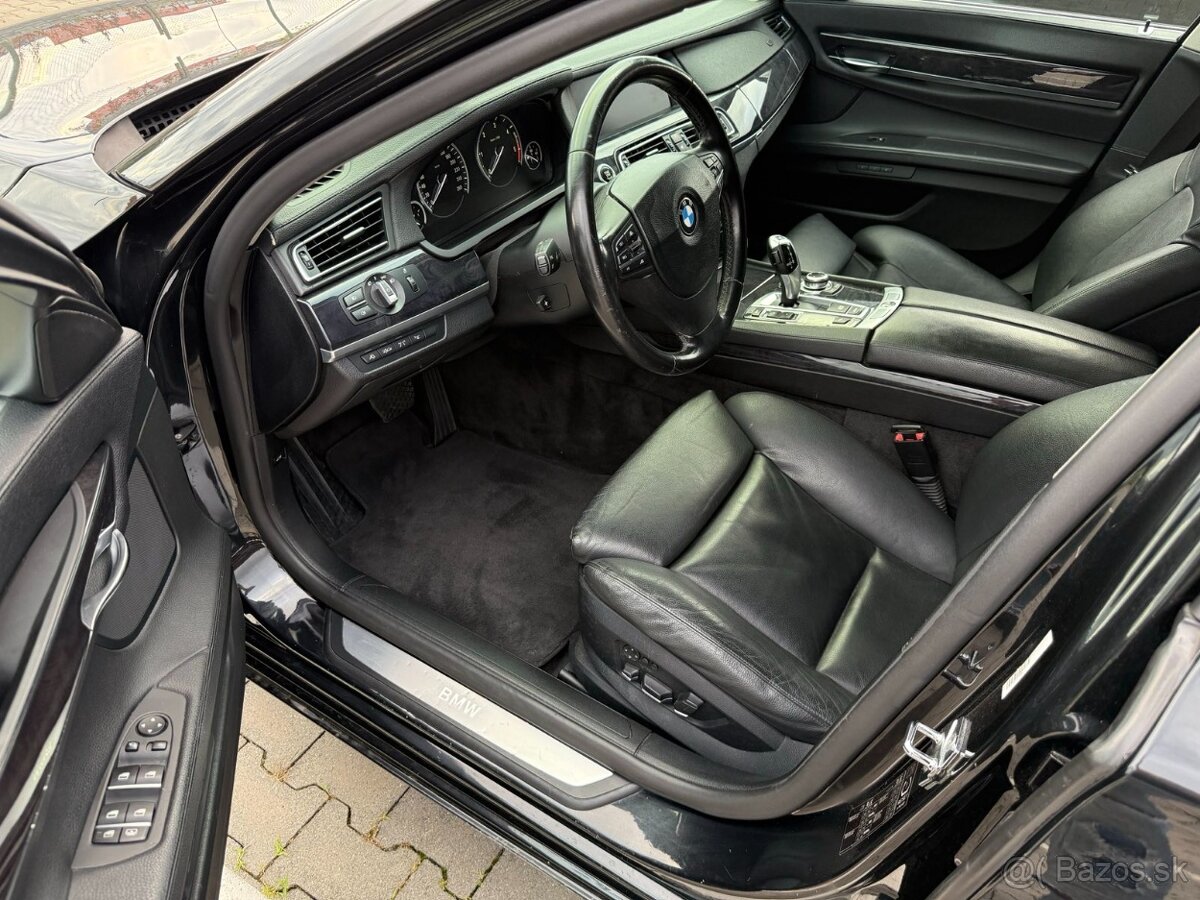 BMW rad 7 730 d F01 - 10