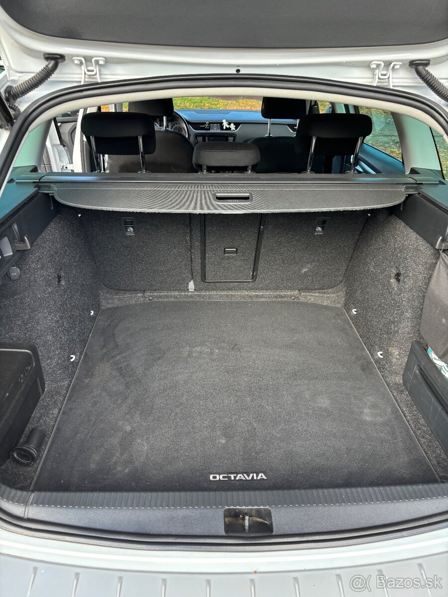 Škoda octavia combi scout - 10