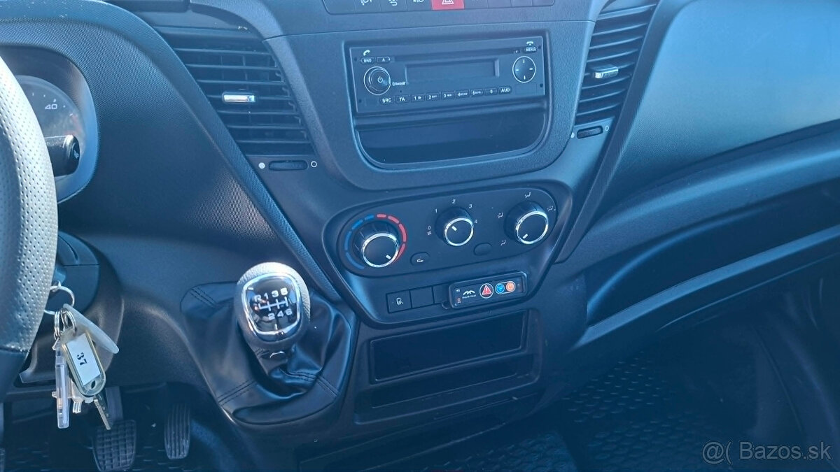 Iveco Daily sklápač 2.3, 35C14 , rv2017 - 10