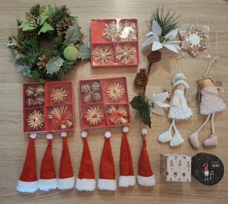 Vianoční škriatkovia,anjelikovia,háčkované ozdoby,pohľadnice - 10