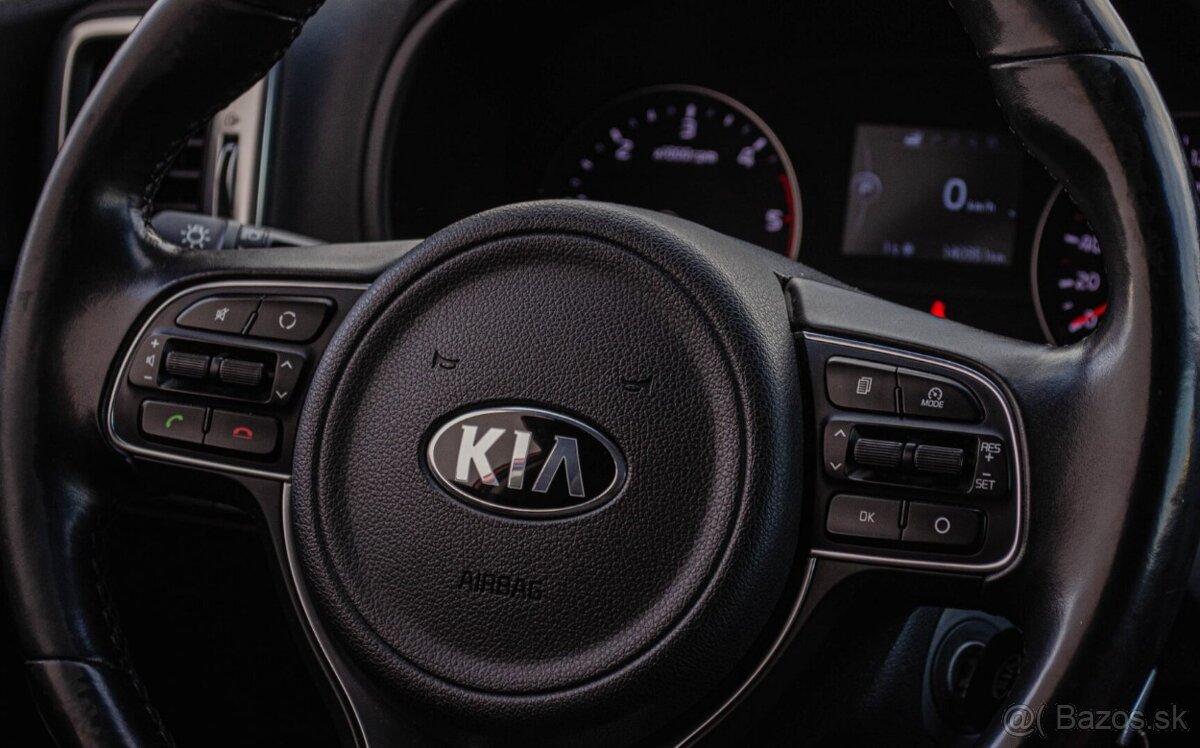 Kia Sportage 2.0 CRDi 4WD AT - 10