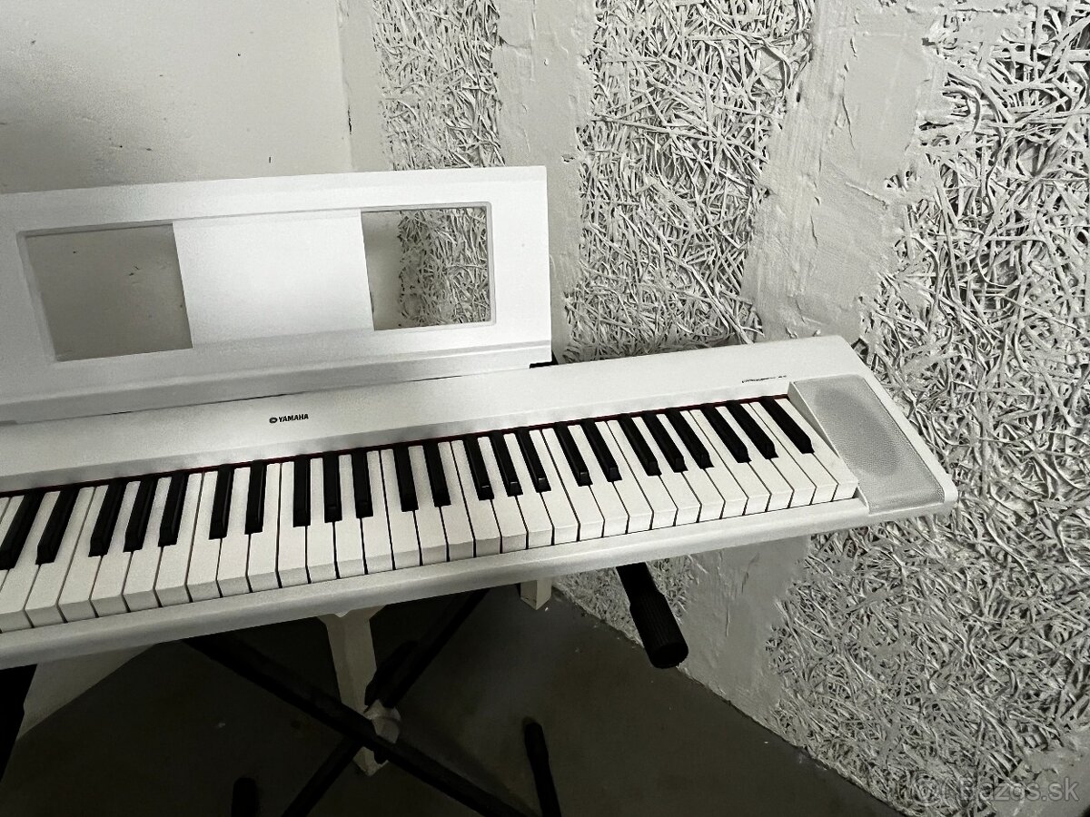 Predám piano yamaha - 10
