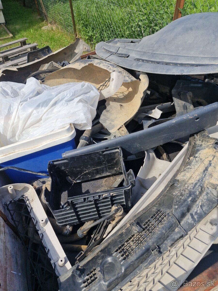 ROZPREDAM-CITROEN BERLINGO 1.9 D r.v.2002 51KW diely - 10