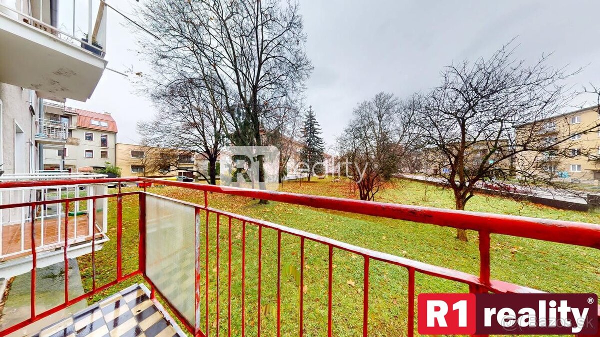 NA PREDAJ 3 izb. byt /dva balkóny/ "VAJANSKÉHO" / Piešťany - 10