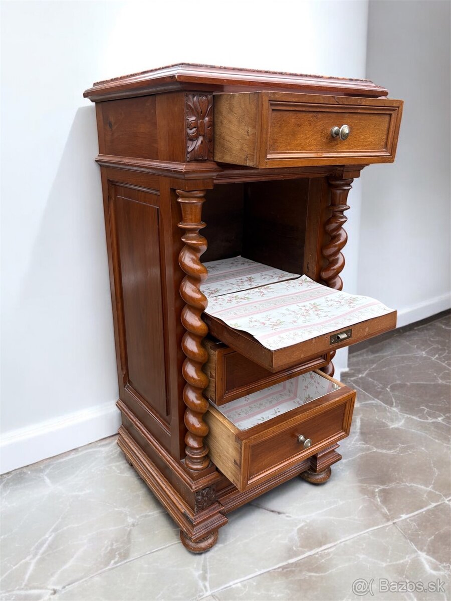 Absolútne nádherná parížska sólo spálňa - 19.storočie - 10