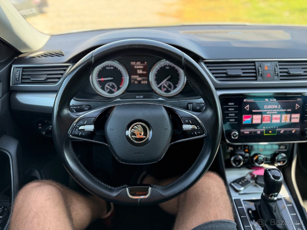Škoda Superb Combi 2.0 TDI SCR Ambition DSG - 10