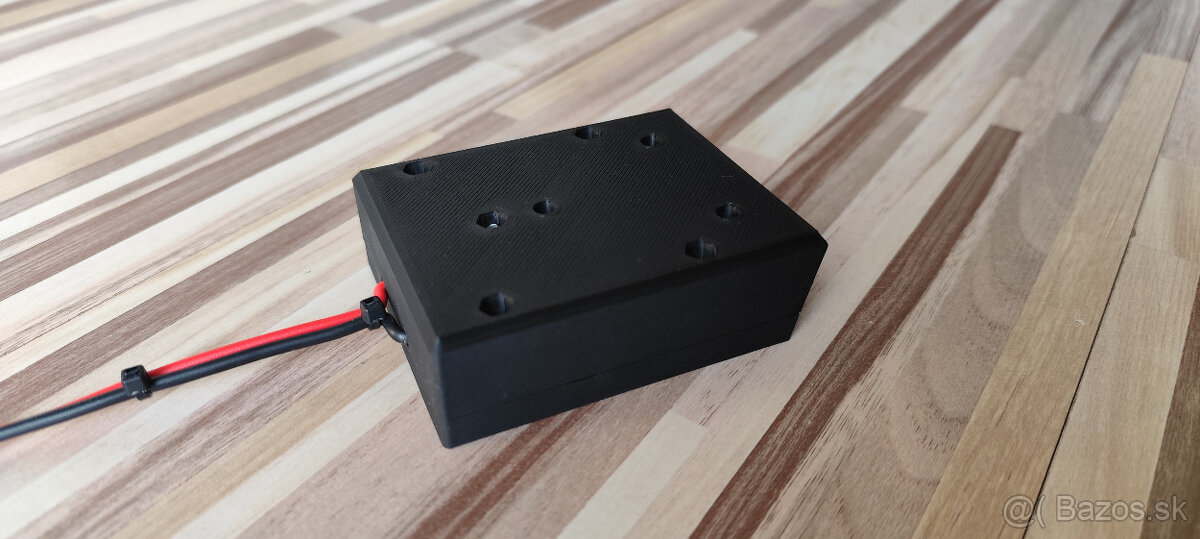 Adaptér batérie Milwaukee M18 - 10