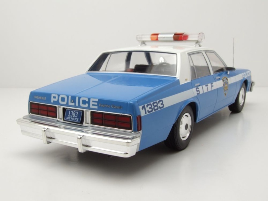 Americké autá 1:18 - 10