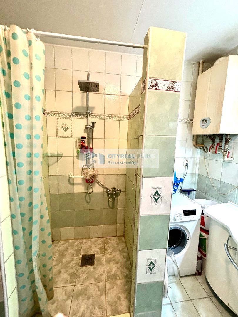 Výrazne znížená cenaPonúkame Vám na predaj dom v Nových Z - 10