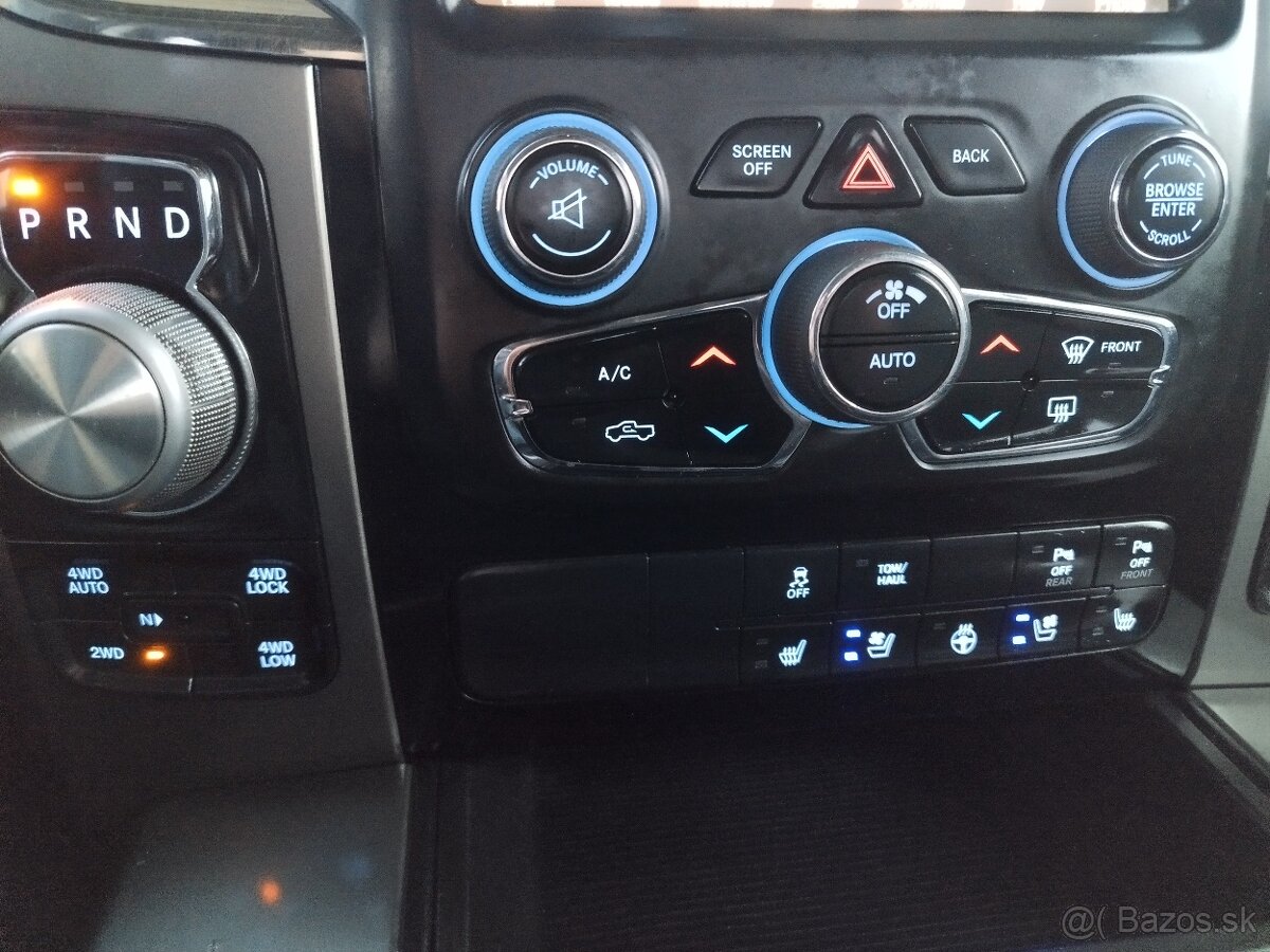 Dodge RAM 5.7 HEMI Sport - 10