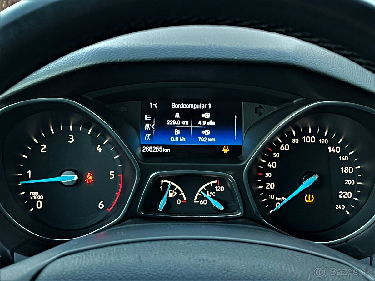 Ford Focus 1.5 TDCi - 10