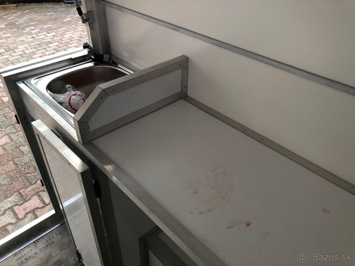 Aixam Pro D-Truck Pojízdná prodejna - 10