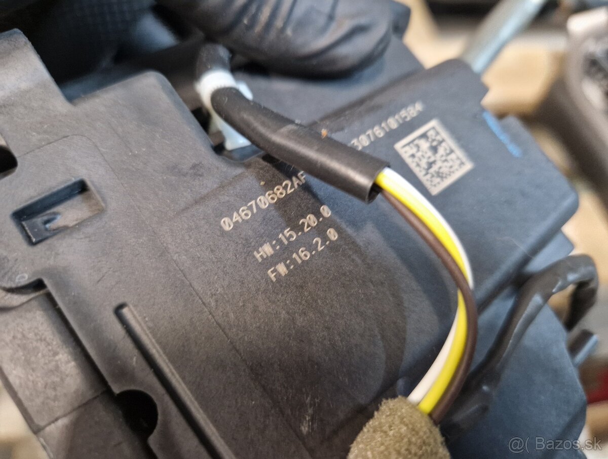 Diely interiéru Jeep Grand Cherokee WK2 2017 Summit - 10