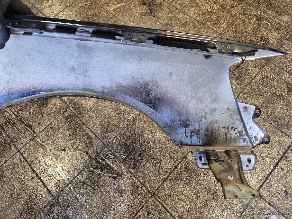 Predám ľavý predný blatník pre Volkswagen Passat b6 3c - 10