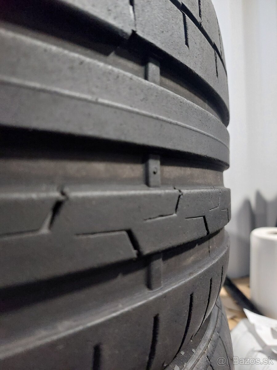 2ks 235/35R20 92Y XL Continental - 10