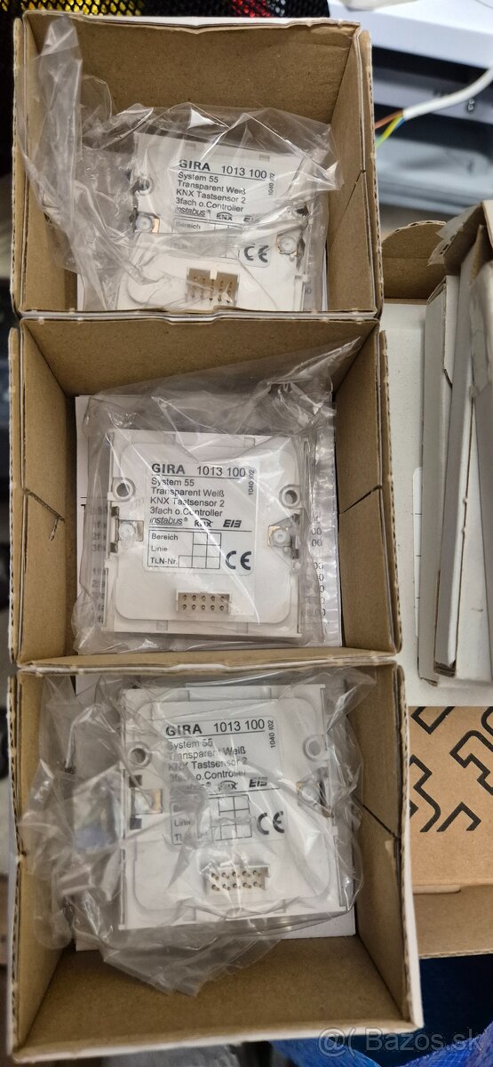 Predám rámčeky a vypínače zn. GIRA - 10