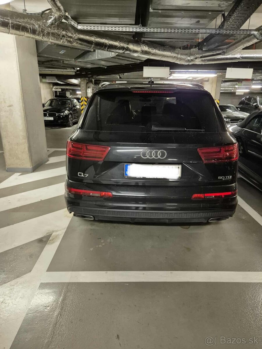 Audi Q7 - 10
