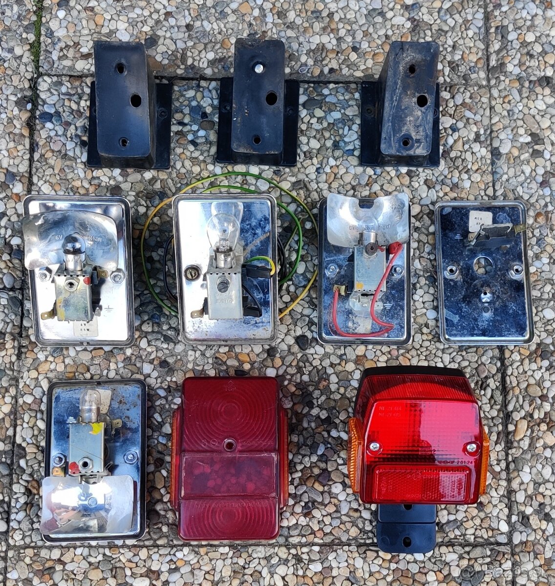 Dieli na babetu 210 - 10