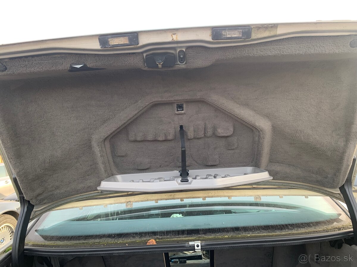 Rozpredam bmw e32 750iL - 10