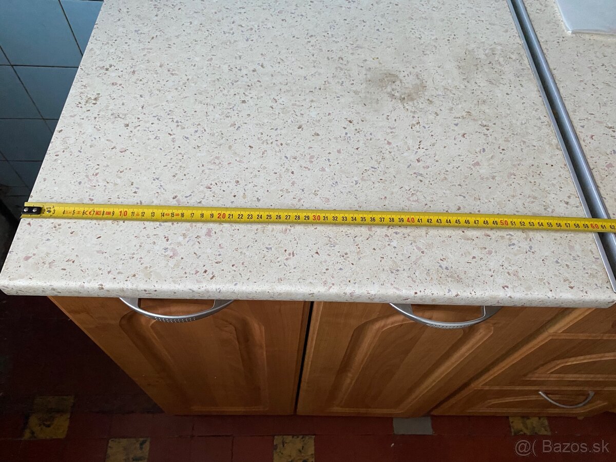 Kuchynská linka - 10