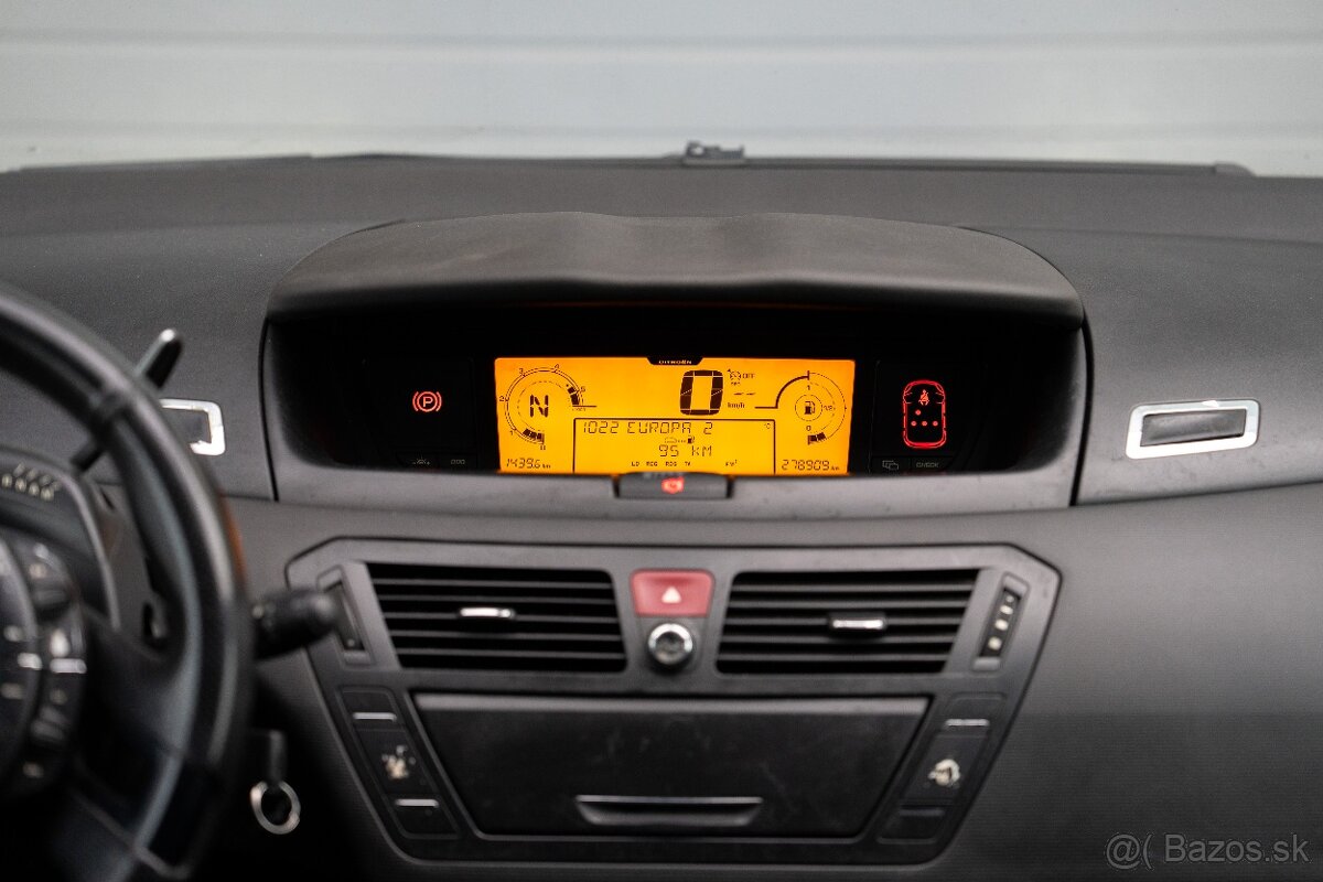 Citroen C4 Picasso automat s ťažným - 10