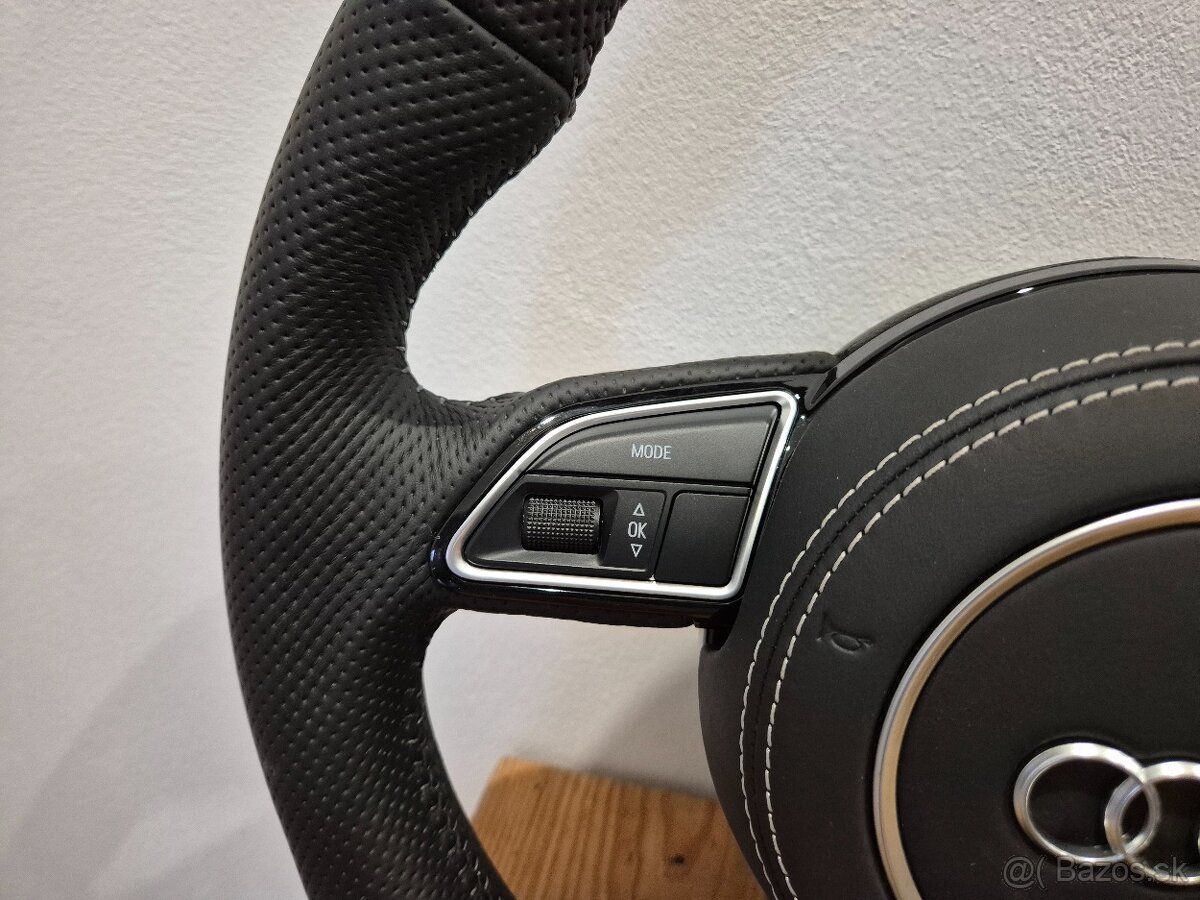AUDI MULTIFUNKCNY PERFOROVANÝ VOLANT - 10