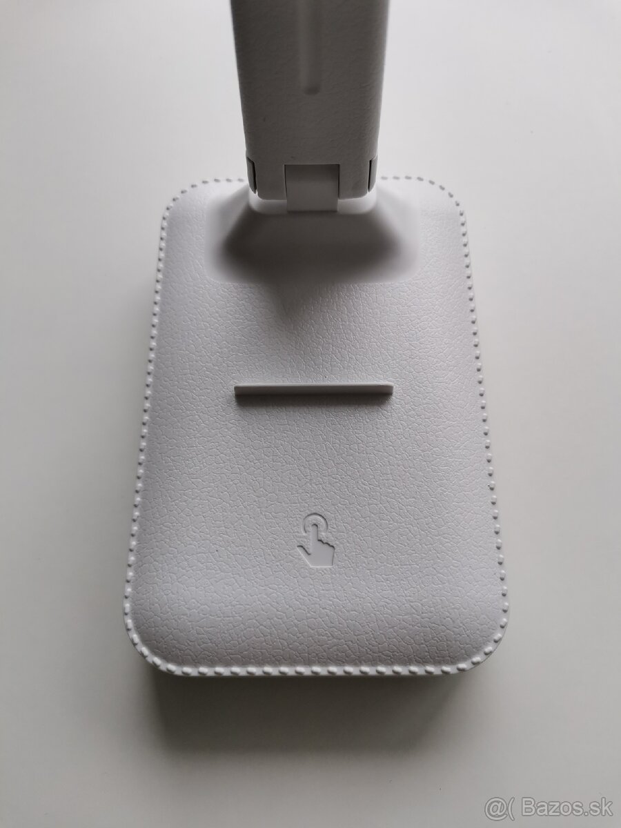 Nová nabíjacia stolná LED lampa - 10