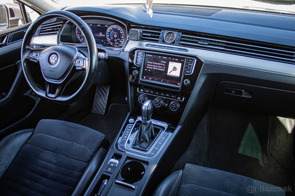 Volkswagen Passat Variant 2.0 BiTDI Highline 4Motion DSG - 10