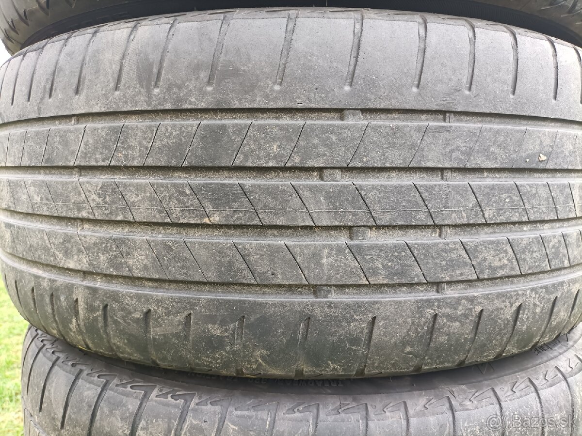 Letné 225/40 R18 CUPRA LEON - 10