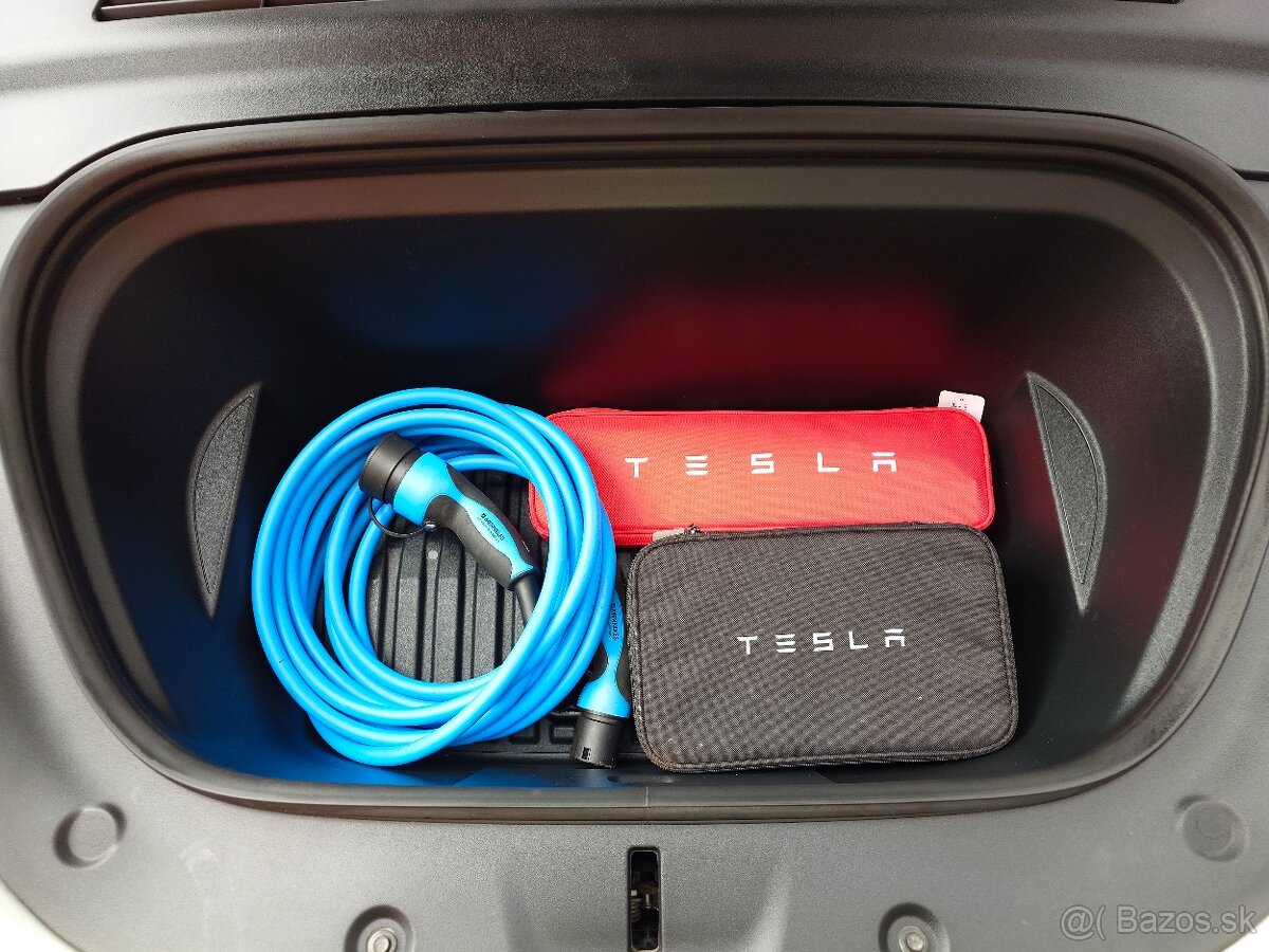 Tesla Model Y Long Range Dual Motor 378 kW SOH 91 % - EAP - 10